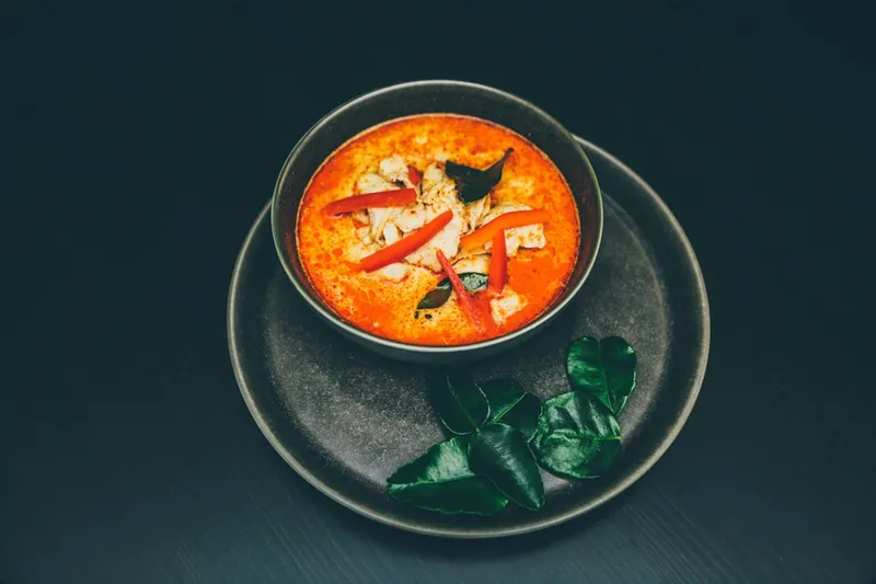 Pe Aor (Tom Yum Goong)