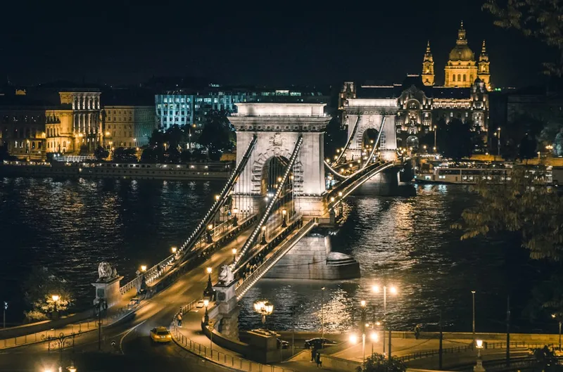 Walking the Chain Bridge