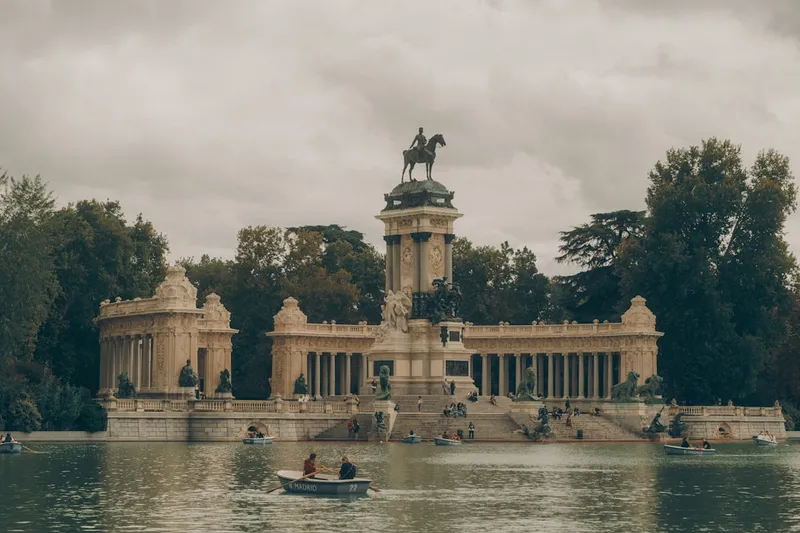 El Retiro Park