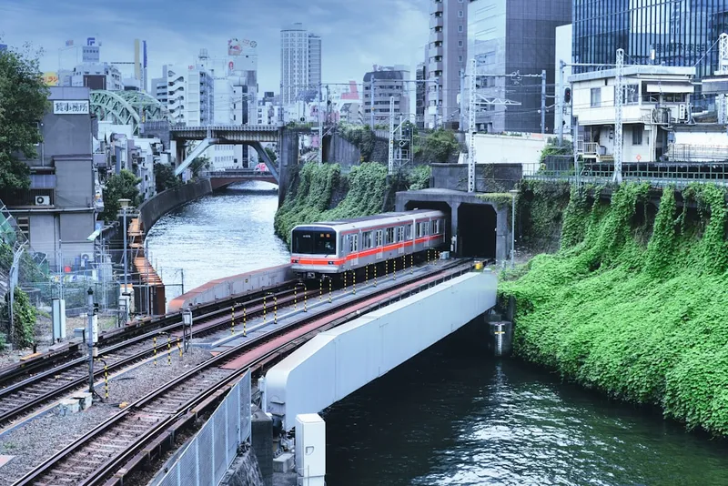 Navigating Tokyo's Public Transit